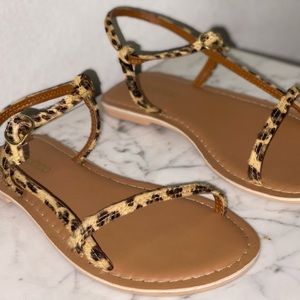 Wide fit sandals